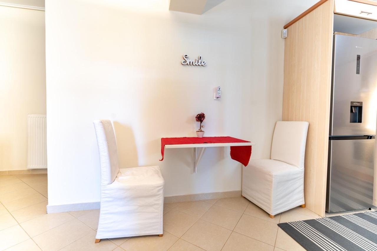 Koropi 3 Bedroom Luxurious Apartment 5 Pers- Angel House מראה חיצוני תמונה